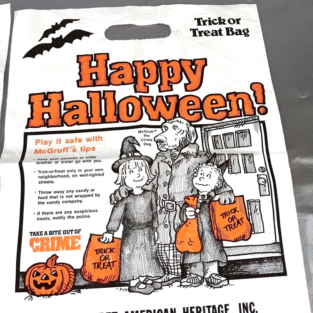 VTG 90s Halloween Trick or Treat Bags‎ Lot 2 Pc McGruff Crime Dog Heritage